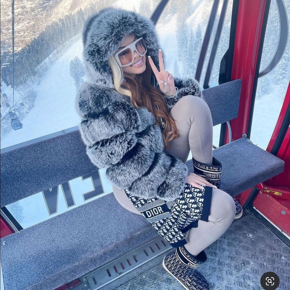 Fur coat
